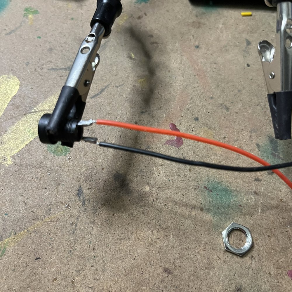 Préparation du connecteur 24 V — photo 3